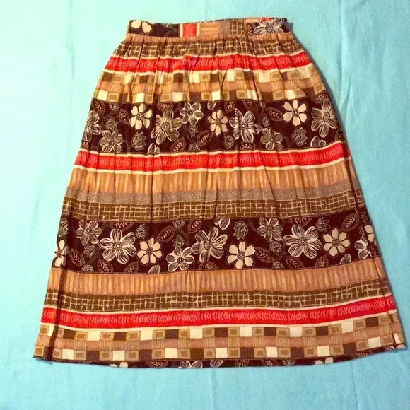 ALFRED Dunner floral skirt elastic waistband side buttons size 14 Host Pick🎉🎉 - Picture 1 of 2